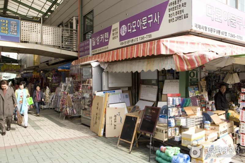 国際市場5工区 (9/16)