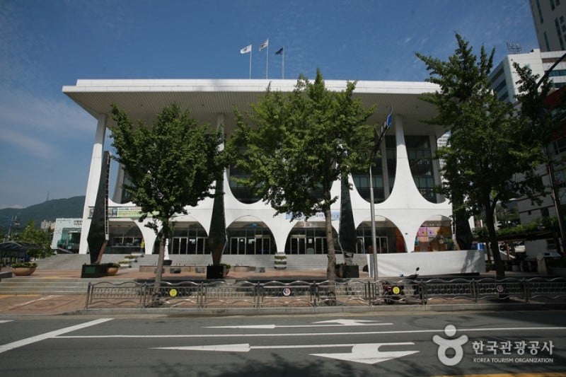 釜山市民会館 (2/5)