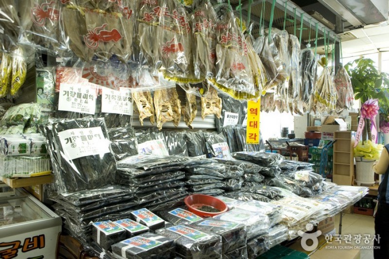 釜山 チャガルチ市場 乾魚部 (7/8)