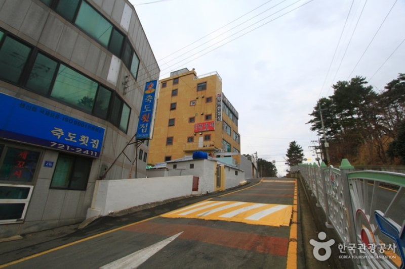 チュクトフェッチプ（죽도횟집） (2/5)