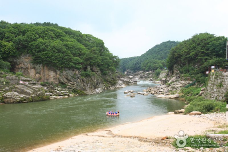 蓴潭渓谷（순담계곡） (1/11)