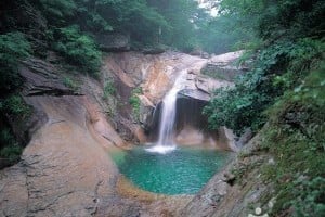 龍沼瀑布