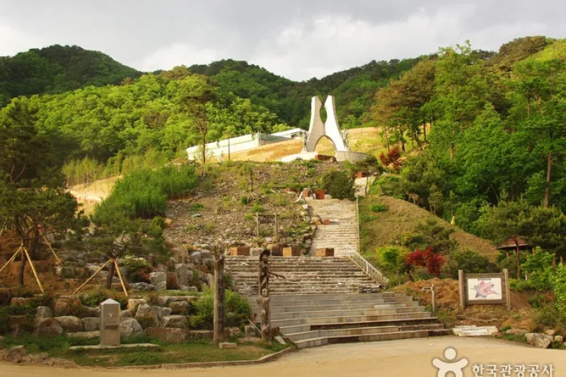 華川 碑木公園（화천 비목공원） (1/17)