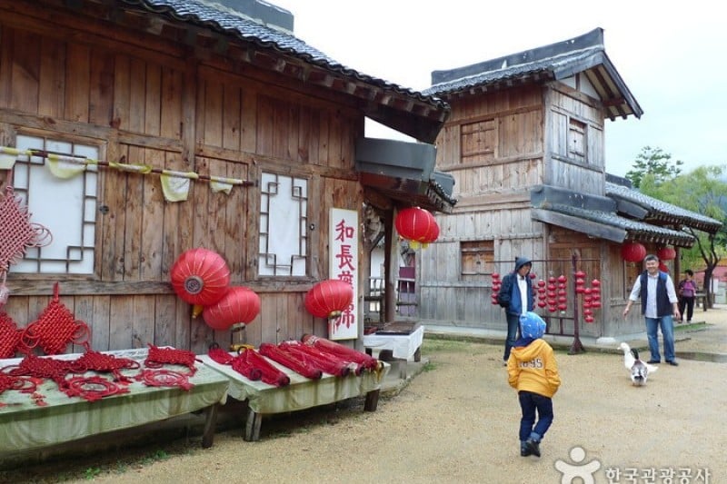 ドラマ『大祖栄』撮影地 雪岳シネラマ (25/37)