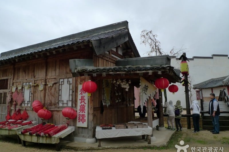 ドラマ『大祖栄』撮影地 雪岳シネラマ (26/37)