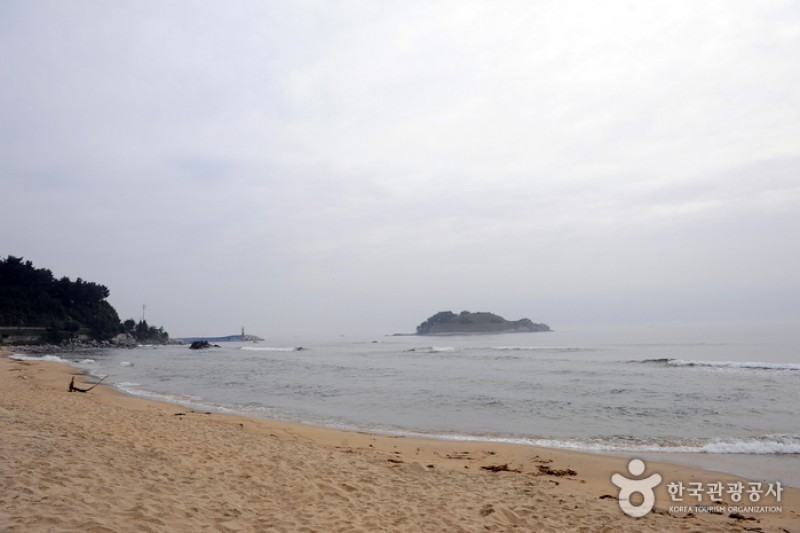 花津浦海岸 (2/4)