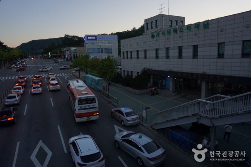 春川市外バスターミナル (4/6)