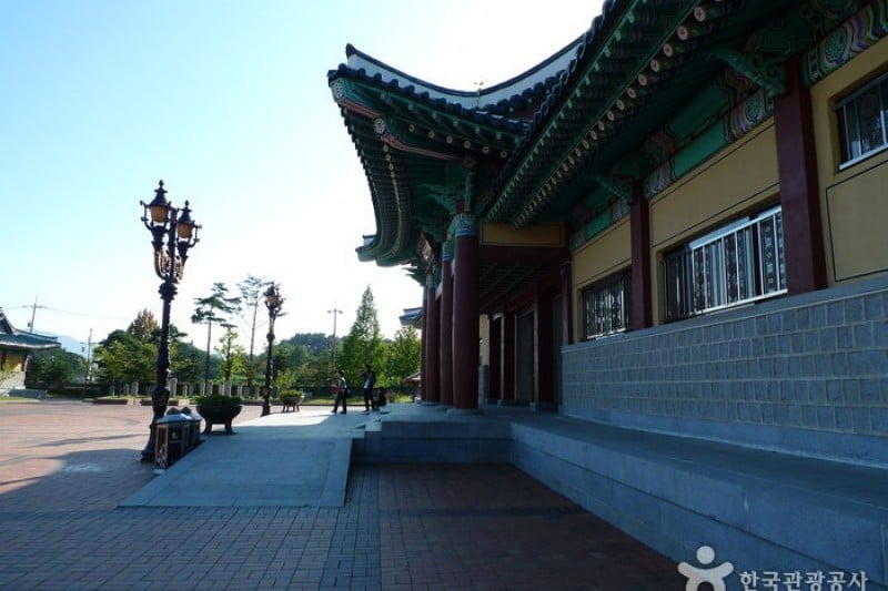 烏竹軒市立博物館 (2/18)