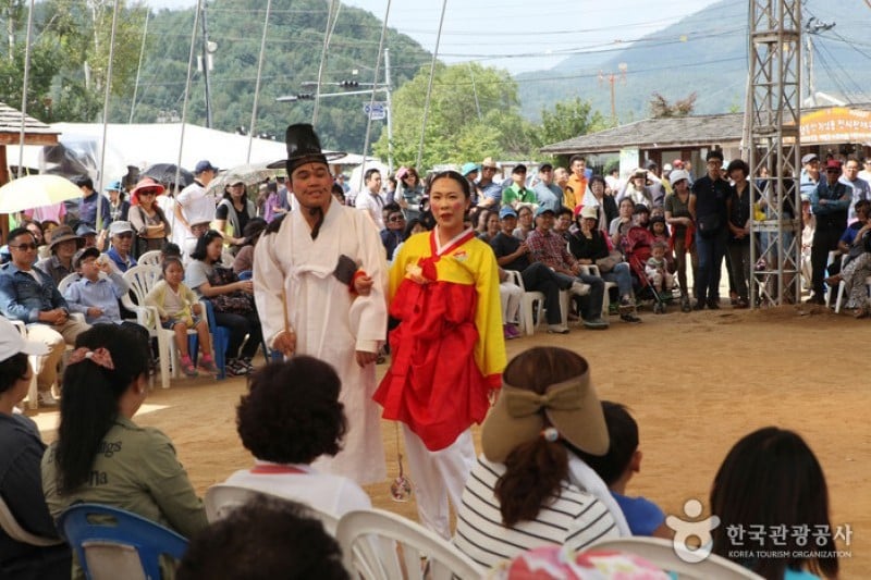 平昌孝石文化祭り (1/7)