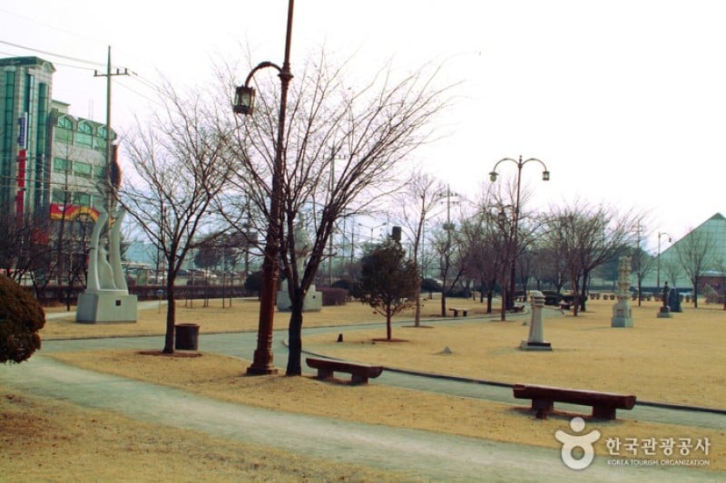春川彫刻公園 (2/4)
