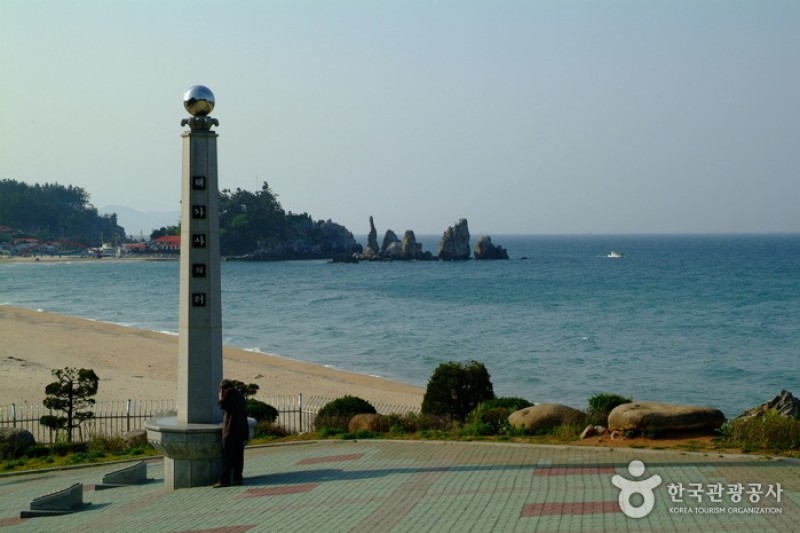 海歌詞の地（水路夫人公園）（해가사의 터 (3/8)
