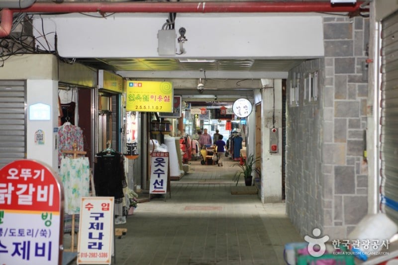 春川浪漫市場（旧 中央市場）（춘천 낭만시장  (2/18)