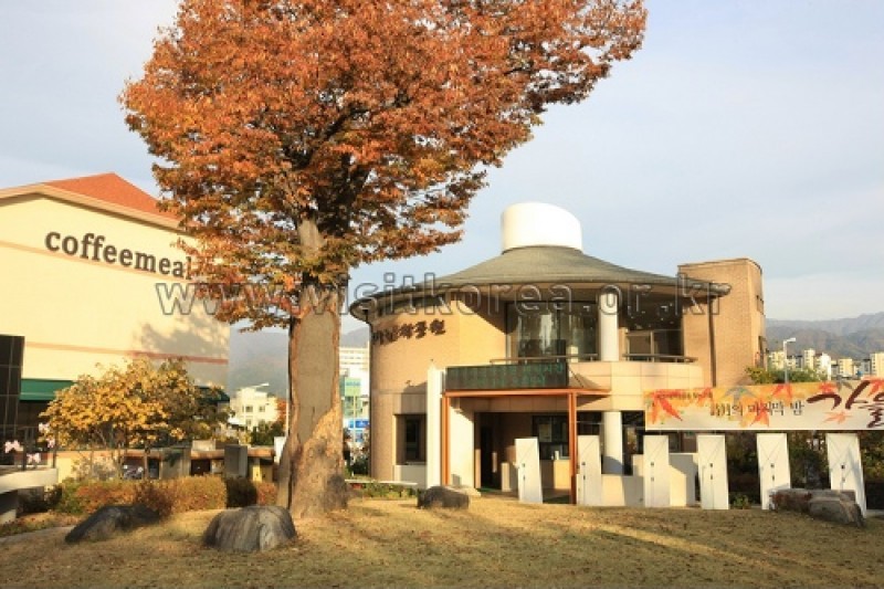 朴景利文学公園