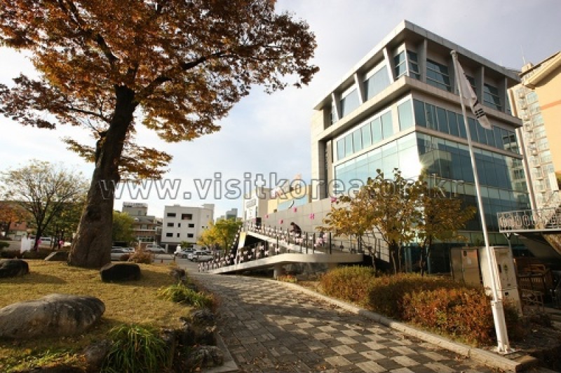 朴景利文学公園