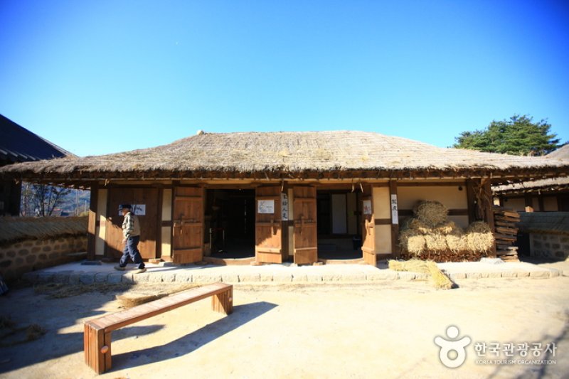 束草市立博物館 (18/20)
