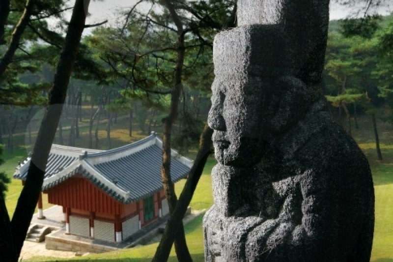 思陵［ユネスコ世界文化遺産］ (2/5)
