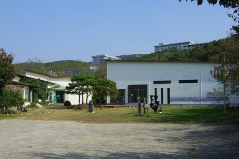 韓国美術館 (2/3)