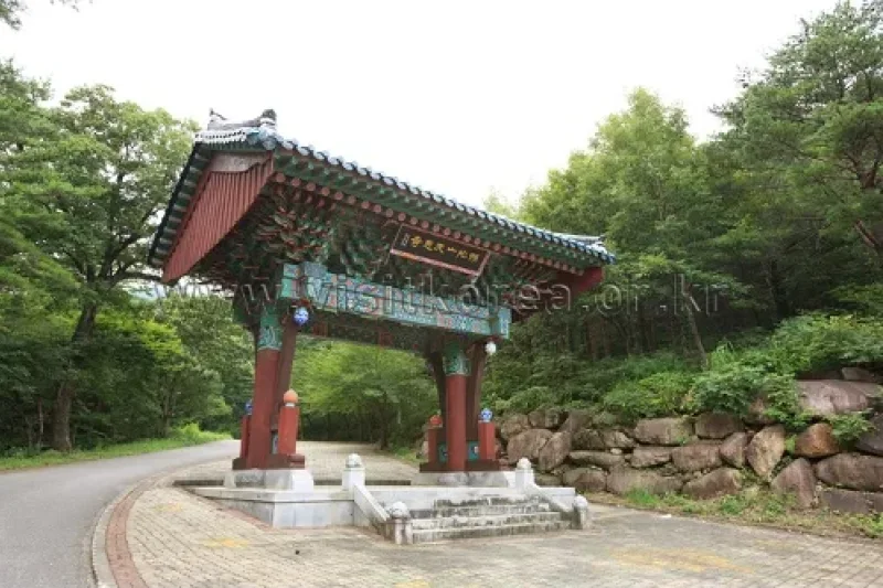 天恩寺（三陟）(천은사(삼척)) (1/24)