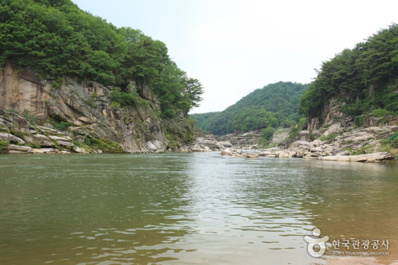 蓴潭渓谷（순담계곡） (4/11)