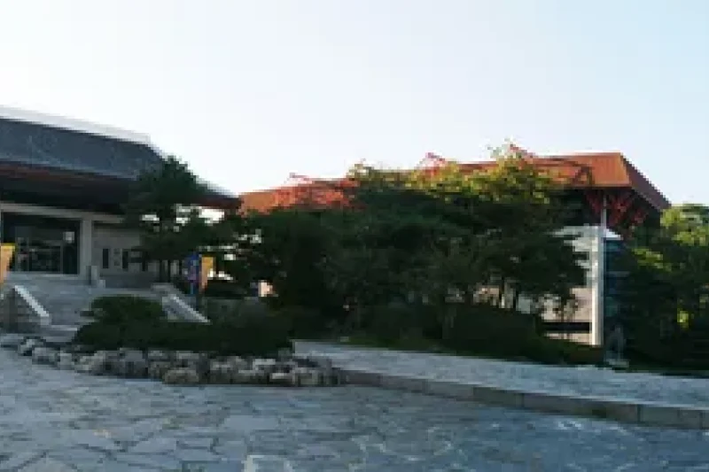 江陵文化芸術館（강릉문화예술관） (2/5)