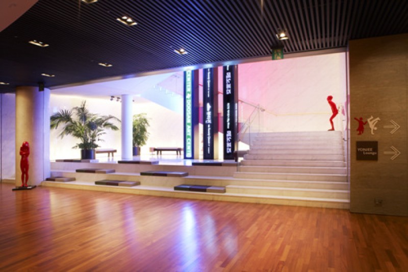 斗山アートセンター (5/7)