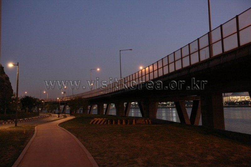 漢江市民公園 望遠地区（望遠漢江公園） (15/32)