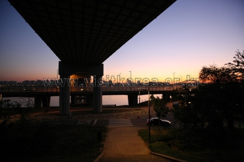 漢江市民公園 望遠地区（望遠漢江公園） (16/32)