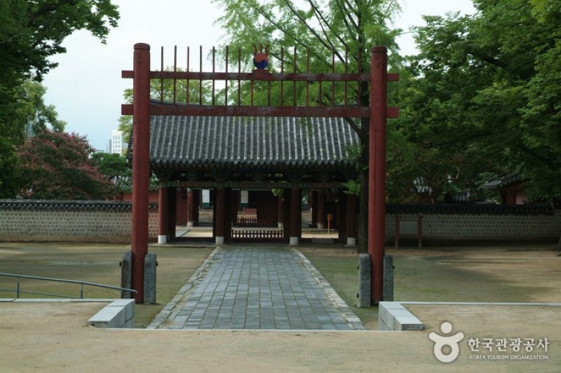 慶基殿 (1/25)
