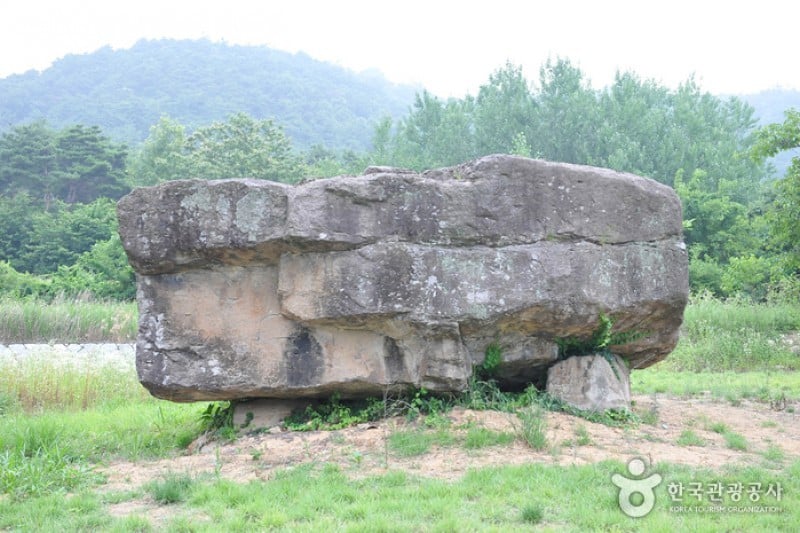 高敞支石墓遺跡[ユネスコ世界文化遺産] (3/8)