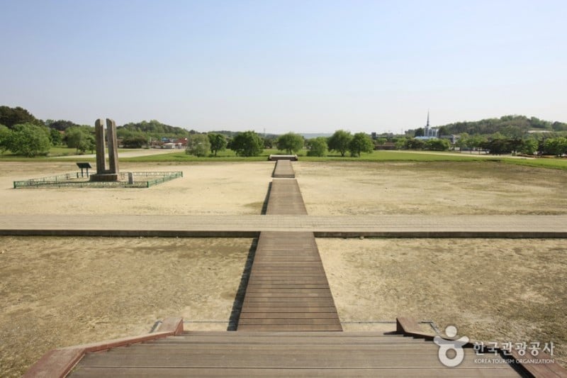 益山弥勒寺址 [ユネスコ世界文化遺産] (2/30)