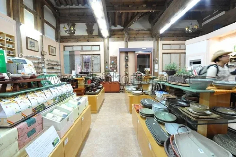 全州工芸品展示館 全州名品館 (2/7)