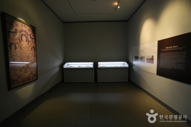 弥勒寺址 遺物展示館  (6/30)