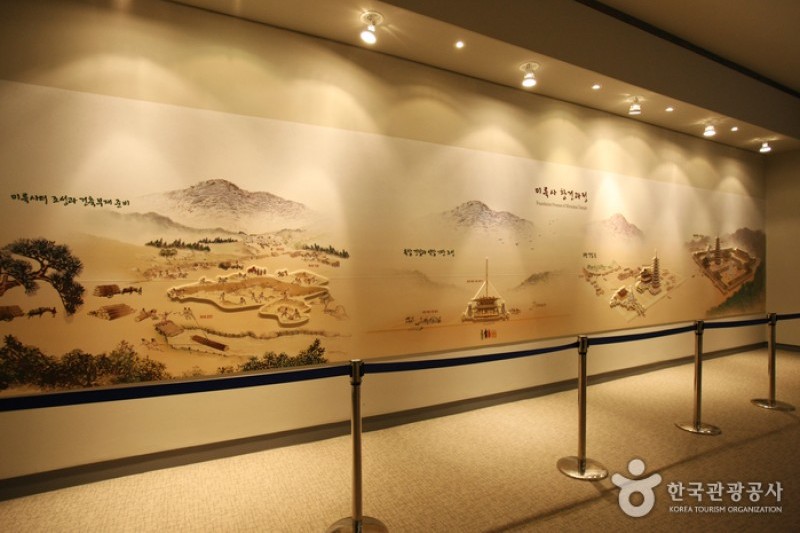 弥勒寺址 遺物展示館  (19/30)