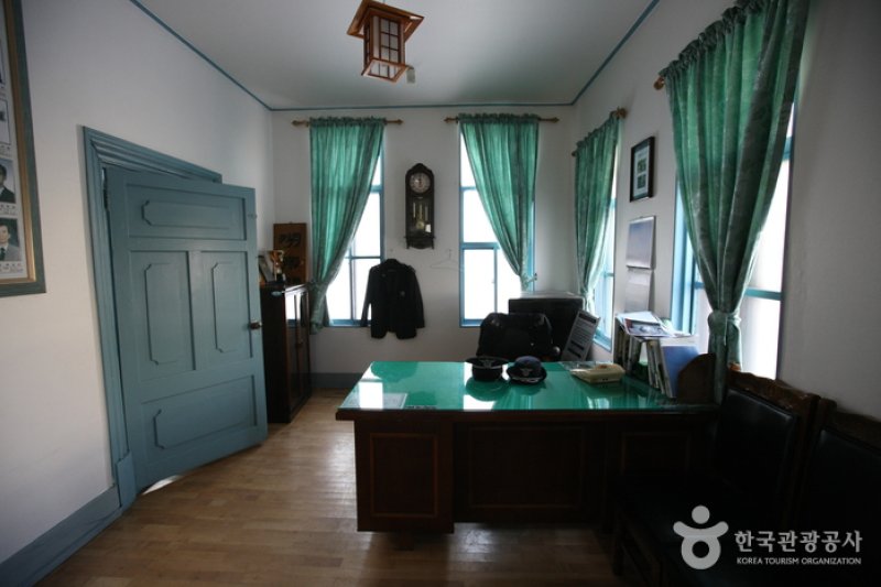 旧 群山税関（湖南関税展示館）（옛 군산세관(호남관세전시관)） (7/26)