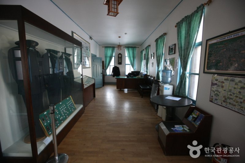 旧 群山税関（湖南関税展示館）（옛 군산세관(호남관세전시관)） (8/26)
