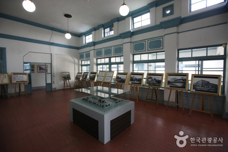 旧 群山税関（湖南関税展示館）（옛 군산세관(호남관세전시관)） (12/26)