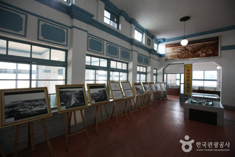 旧 群山税関（湖南関税展示館）（옛 군산세관(호남관세전시관)） (15/26)