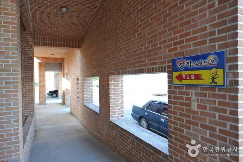 趙廷来アリラン文学館 (2/12)