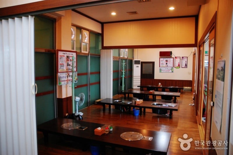 ハヌルカドゥク長水韓牛専門店（하늘가득장수한우전문점） (2/7)