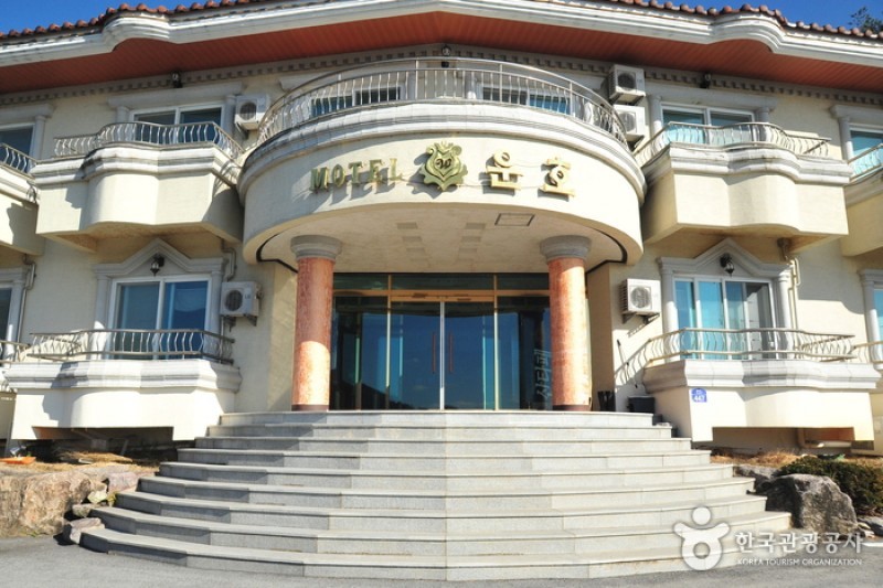 ウンホ観光農園［優秀宿泊施設］ (1/12)