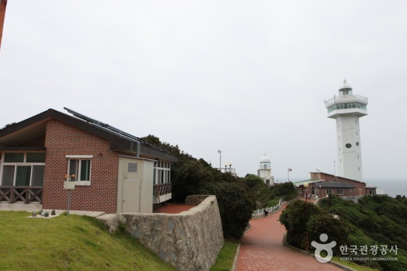 巨文島灯台 (2/6)