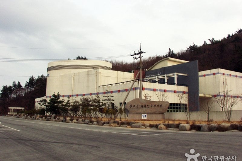 莞島漁村民俗展示館 (2/2)