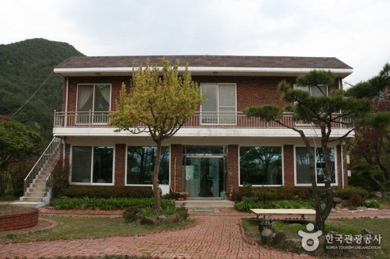 草家院ガーデン食堂(초가원가든) (1/6)