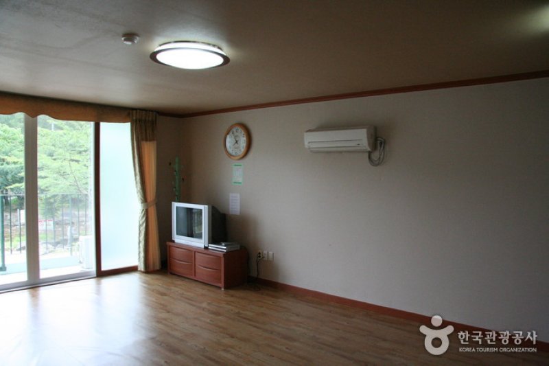 帝岩山自然休養林（제암산자연휴양림） (5/6)