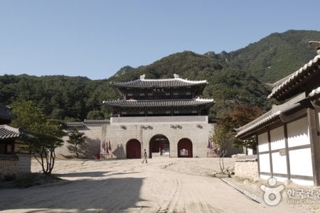 聞慶セジェオープン撮影セット場