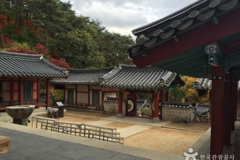 陶山書院 (1/26)