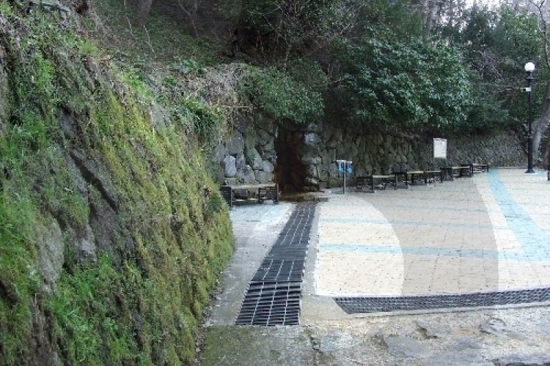 道洞薬水 (1/6)