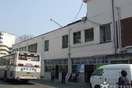 金泉公用バスターミナル