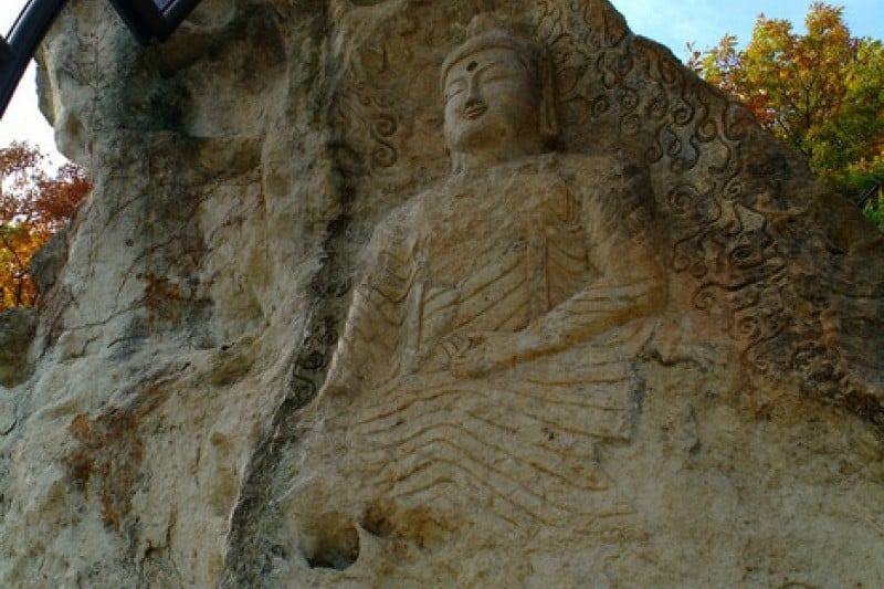 骨窟岩（骨窟寺） (3/11)