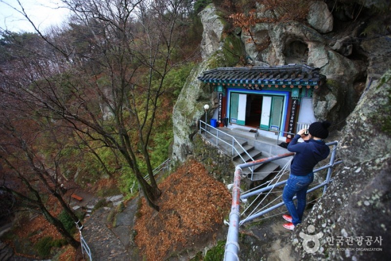 骨窟岩（骨窟寺） (10/11)